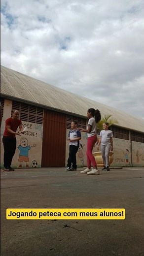 Jogando peteca com meus alunos! #professor