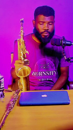 Saxophonist vs Trumpeter: Understanding the Key Differences