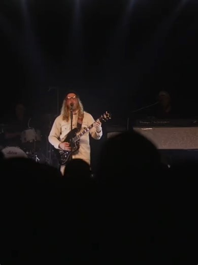 "sunny days" getting some recognition today 🔥 #allenstone #sunnydays ...