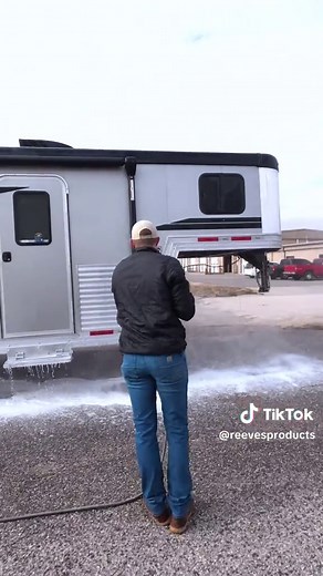 How to Clean a Dull Aluminum Horse Trailer with Sooner Brite