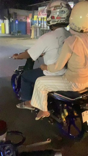 Astrea W9 Style: Ide Modifikasi & Aksesoris Populer