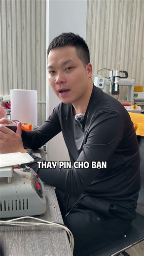 Thay cáp + màn ngoài Zflip 4