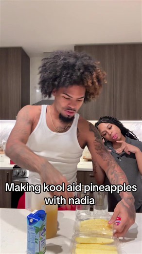 Making Kool-Aid Pineapples with Nadia J — Part 2
