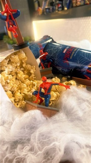 Ly topper Spiderman tại Lotte Cinema