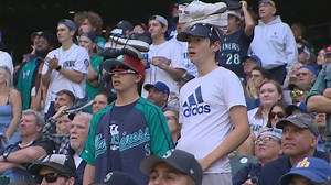 Why do Seattle Mariners fans put a shoe on their head? Here's a breakdown.