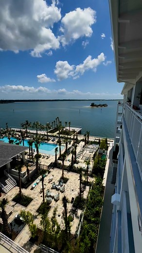 Live by the bay and enjoy the best of South Tampa at MAA Breakwater. This brand-new waterfront community offers sleek studios and modern 1 and 2 bedroom layouts, plus a saltwater pool with stunning views of Tampa Bay. Spend your days relaxing at the bayside clubhouse, unwinding in private cabanas, or walking the scenic boardwalk. More waterfront perks are on the way too — including a kayak launch and rentable boat slips. With features like 24-hour fitness studio, kayak storage, a pet park, and w