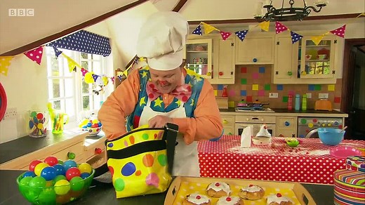 Something Special - S7E22. Baby Animals