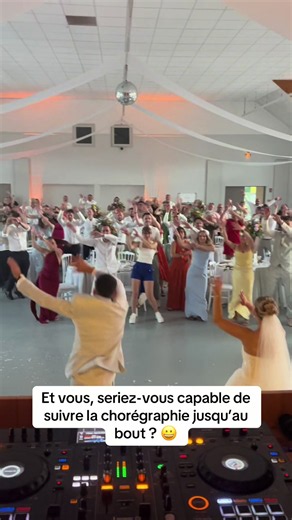 Chorégraphie fil rouge mariage : guide pour faire danser tous vos invités