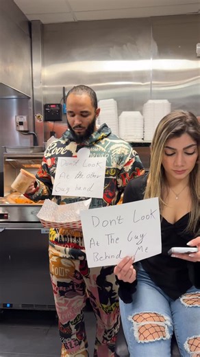 7.2K views · 11 reactions | ...狼  Don’t look at the pinned comment ‏#halalburgers #halal #crunch #broasted | Halal Burgers | Facebook