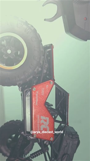 Unstoppable RC Rock Crawler! 🏎️ High-Speed Off-Road Stunts