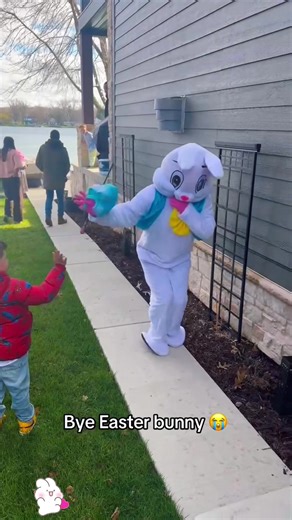 Best Easter bunny ever 😂 #family #funny #easterbunny #fail #easter | easter bunny