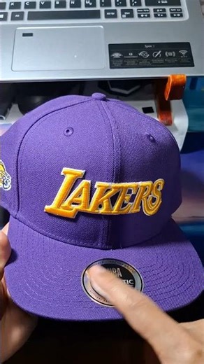 NBA Los Angeles Lakers Mens Flat Cap Core Collection #neweracapcollection #neweracap #nbaflatcap