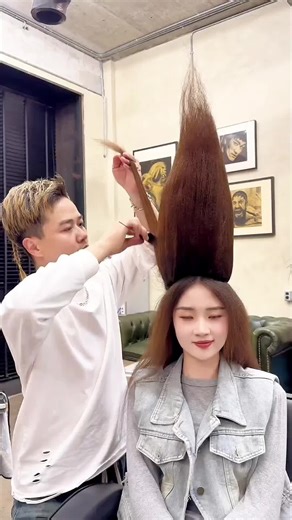 Curly Hair Styling Tips from a Professional Hairstylist