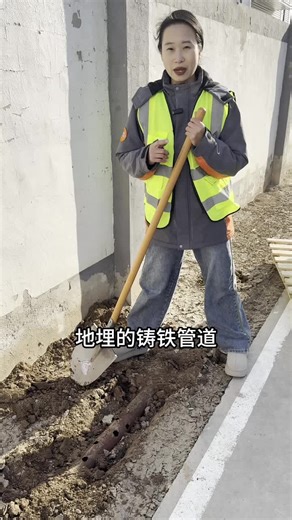 #管道修复 地埋铸铁管道严重腐蚀出现多个漏洞，cipp非开挖管道修复，在原有破损漏洞管道里进行原位修复 #铸铁管道漏水修复 #管道腐蚀修复 #管道修复检测