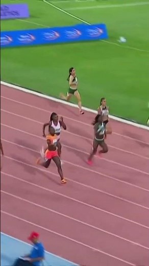 Shericka Jackson takes FLIGHT ✈🔥