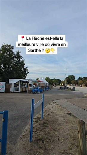 😳 La Flèche cache l'un des plus beaux endroits de la Sarthe ! #shorts #lafleche #nature #france
