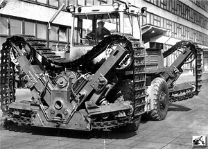 Weird Soviet tractor transforms into even weirder tractor