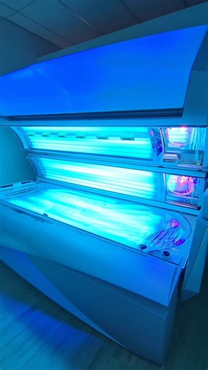 NEW LAMPS 🔥 Vacation called… it wants you glowing ✈️☀️ Fresh bulbs. Fresh colour. Let’s get you getaway ready. #tanningsalon #vernontanning #tanningbed #vernonsmallbusiness #vernonsalon | Serenity Tanning