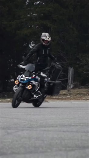 Our durability testing isn’t gentle and @remy_gsa_rally definitely put our MotoPanniers to the test. Thrown at speed. Bounced across asphalt. Should’ve been destroyed. Yet it clipped back onto the rack and didn’t move an inch. Our MotoPanniers are built to take abuse, shake it off and keep going. Get yours here: 👉🏼 https://www.lonerider.com/products/motopanniers | Lone Rider - Adventure Motorcycle Equipment