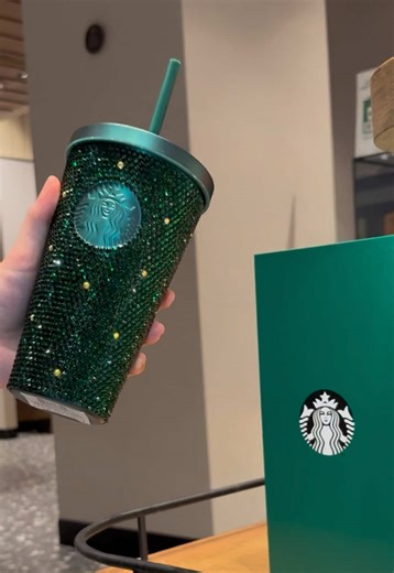 แก้ว Starbucks คริสต์มาสสุดชิค พร้อมหลอด