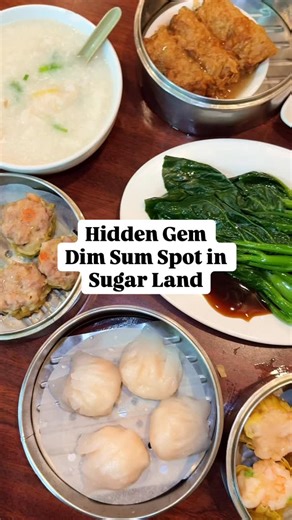 Mai Pham, Food and Travel Writer on Instagram: "✨ʜɪᴅᴅᴇɴ ɢᴇᴍ ᴅɪᴍ ꜱᴜᴍ ꜱᴘᴏᴛ✨ Looking for an affordable dim sum spot? Joy Dim Sum in Sugar Land is one of those hidden gem finds to add to your dim sum rotation. Tucked inside Jusgo Market in Sugar Land with only seven tables, it’s a mom & pop in the true sense of the word — wife runs the front, husband is the dim sum chef & everything is made to order. Prices run from $3.95–$6.95, so it’s one of the most affordable spots I’ve encountered! I ordered 10