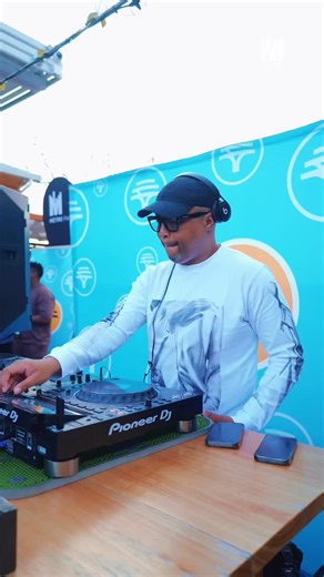Come hang out with us out today @kyalami_shisanyama for the Penthouse Sunday Sessions. #FNBxPenthouseSundays #PenthouseSundaysByFNB | METRO FM