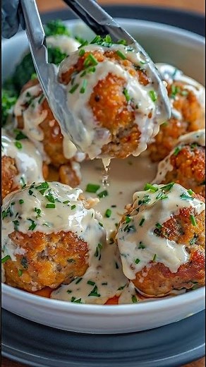 🍗 Creamy Garlic Chicken Meatballs