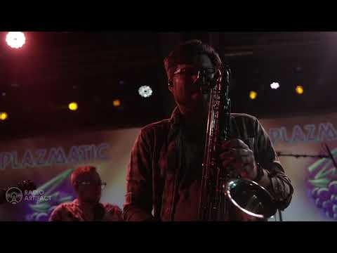 Plazmatic - Piccante (Live at Radio Artifact)
