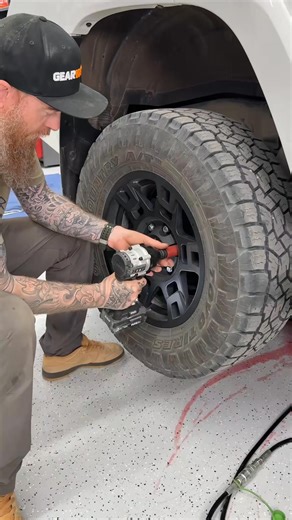 Installing the PeakSuspension Summit kit to give the 4Runner a better...