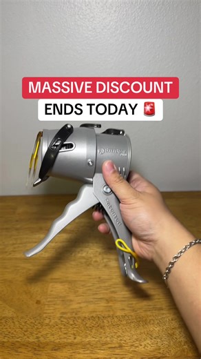 SILIGUN PRO — a compact, 24:1 caulking gun built with a sturdy aluminum body and a smooth no-drip system 🛠️👌 great for clean lines, tight spaces, and simple DIY setups. #Siligun #TikTokShopBlackfriday #TikTokShopCreatorPicks #superbranddayBFCM #TikTokShopCyberMonday Final price, shipping costs, coupons, and discounts may vary and are subject to change at any time. Always check the TikTok Shop listing for the latest details. Video posted on 11/17/2025