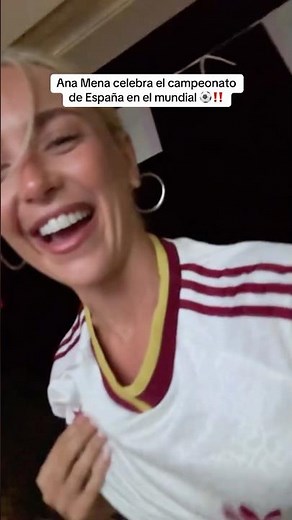 Ana Mena celebra el triunfo de España en el mundial 2026