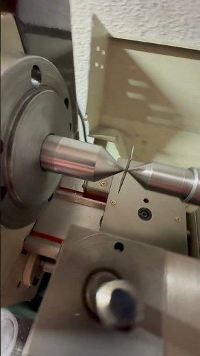 Easy trick to align your lathe's tailstock