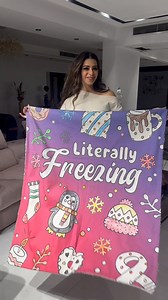 Secret Santa gift unlocked 🎁🎅❄️ Its just the perfect winter colouring blanket! | Craft Pop