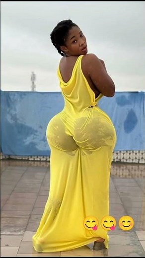 African ladies with thicky hips #beautiful #curvymodelfashion #curvy #viral