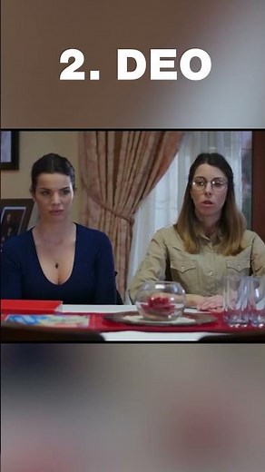 Celu epizodu gledajte na kanalu PRVA - Serije | Serija "Tri muškarca i tetka" #shorts