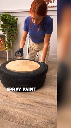 🌱 Building a comfy leg rest with old tire 😌 #reuse #creative #easydiy #greenbean | Green Bean