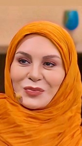 ‎Mehran Modiri مهران مدیری‎ on Instagram‎: "چند سالتونه ؟ 🤔 عجب … 😁😅 برنامه دورهمی با حضور افسانه بایگان 💐 کارگردان : مهران مدیری ✨"‎