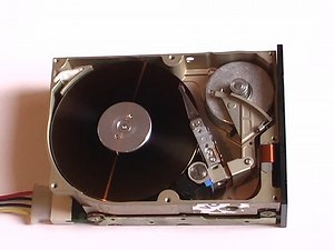 clip-42236-computer-hard-drive