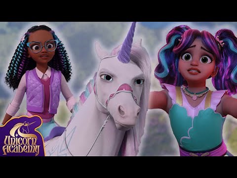 She’s a HERO! Layla DEFEATS the Villain! | Unicorn Academy | Cartoons for Kids