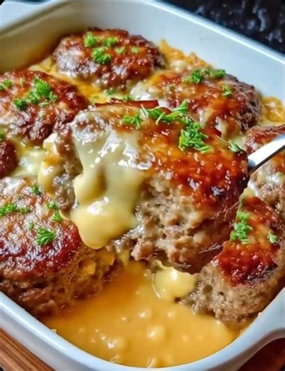 My dinner party guests always go nuts over this dish.. FULL RECIPE 💬👇 | Dinner Ideas