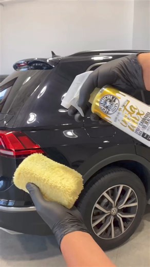 368K views · 2.9K reactions | InstaWax is the fastest and easiest way to wax, shine, and protect any car. Simply spray on, let haze, then buff off to reveal a warm natural shine with durable sealant protection in just minutes. | Detail Garage | Facebook