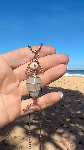 3.7K views · 891 reactions | Hanapa'a !!!  李 upcycled copper wire  ocean carved puka shell  genuine kauai sea glass https://wireandbeyond808.etsy.com/listing/1725962161 #copperwirejewelry #seaglassjewelry #hanapaa #recycledmetal #contemporary #pukashell #handmade #kineticjewelry #artisanmade #kauai #smalljewelrybusiness #creativejewellery #sustainablejewelry #seaglassjewellery #coppernecklace #catchoftheday | Wire & Beyond | Facebook