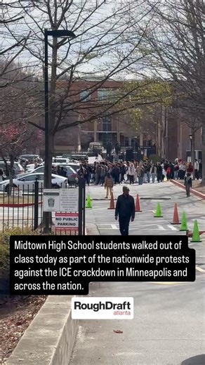 Midtown High School students walked out of class this afternoon as part of a nation protest against the ICE crackdown in Minneapolis and across the country. Students marched to the stadium for a rally. 📹 @logancritchie | Rough Draft Atlanta