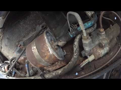 Changing fuel filter on 1988 Ford F-150 4.9L Inline Six Cylinder Engine