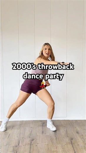 Sing-along to this 2000’s throwback dance workout. 💃 #2000sthrowback #danceparty #danceworkout