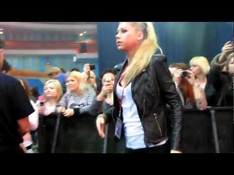 Anna Kournikova in Moscow at a concert by Enrique Iglesias