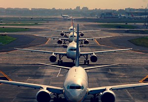 How Far Should You Taxi Behind A Jet?