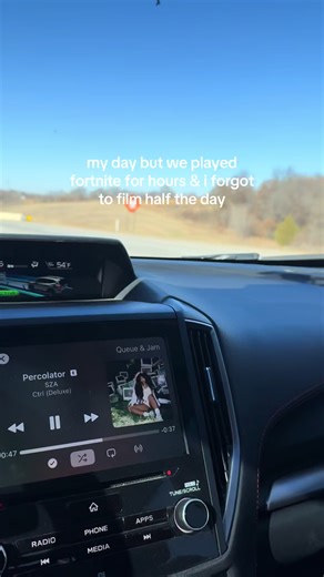 we are becoming fortnite masters #fortnite @izzy @dalenapnguyen