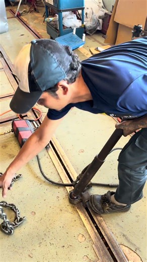 Straightening a Twisted Yaris Radiator Support to OEM Spec #carrepair
