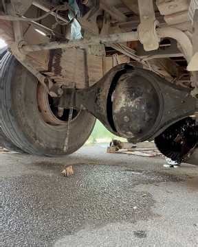 Massive Bus Axle Failure! Incredible Heavy-Duty Repair